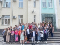 Дети участников СВО из Карачаево-Черкесии отправились на отдых в летние лагеря Краснодарского края