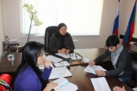Уполномоченный по правам человека в КЧР провела выездной прием граждан в администрации Усть-Джегутинского района
