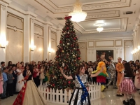 Новогодняя елка Главы Карачаево-Черкесии для отличников учебы из всех городов и районов республики